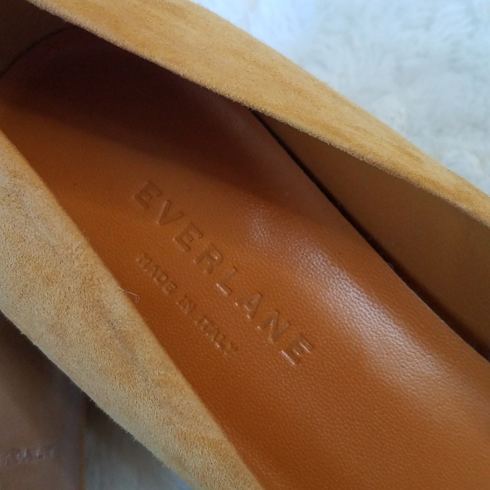 Everlane The V Heel - Picture 9 of 10